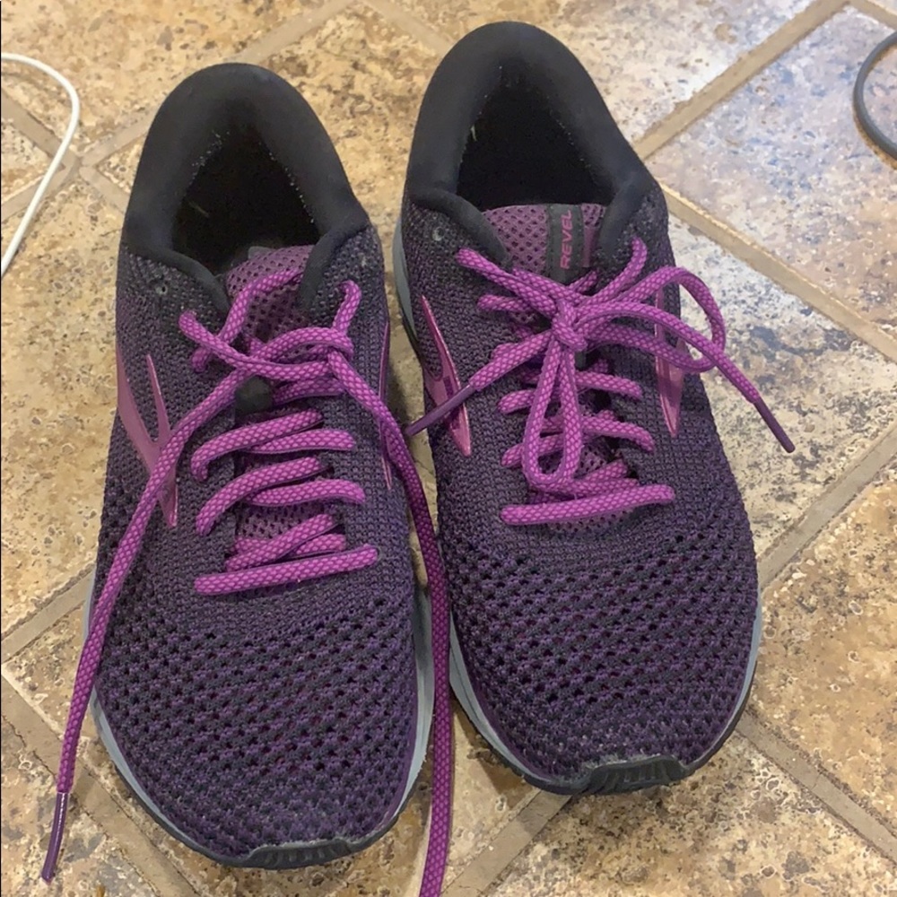 Running Shoes
